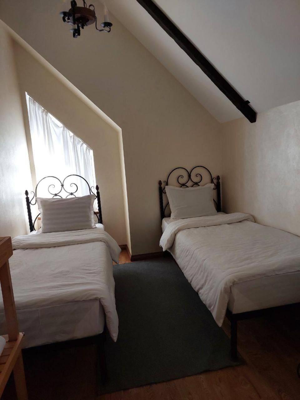 Villa Hills Chimgan Eksteriør billede
